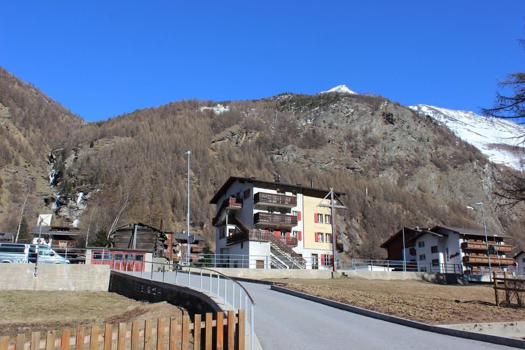 Haus Alpenblick Daire Saas-Grund Dış mekan fotoğraf
